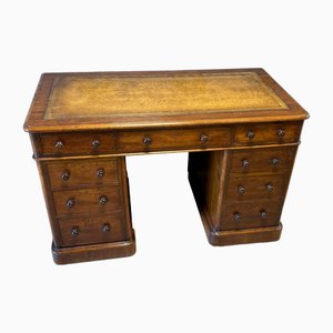 Antique Desk in Mahogany