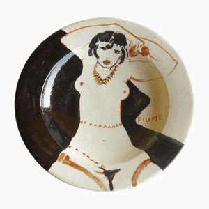 Piatto da donna Nude in ceramica di Salvatore Fiume Rossicone