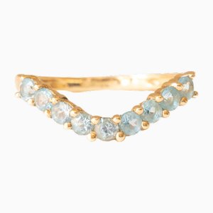 Vintage V Ring in 9k Yellow Gold with Blue Topaz