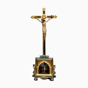 Antiker Kapellentisch Kruzifix mit Darstellung von Golgatha Jesu, 19. Jh.