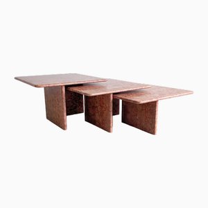 Tavolini ad incastro antichi in marmo rosso, anni '70, set di 3