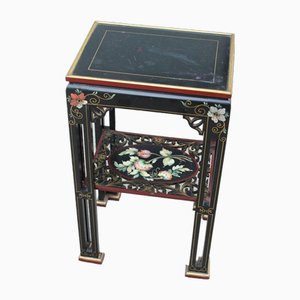 Tavolino laccato cinese con decorazioni e doratura, anni '50