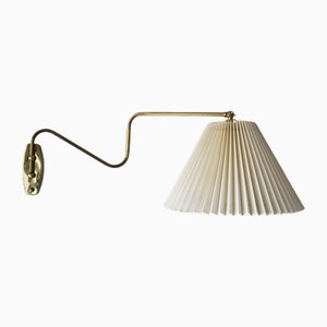 Dänische Vintage Messing Wandlampe, 1950er
