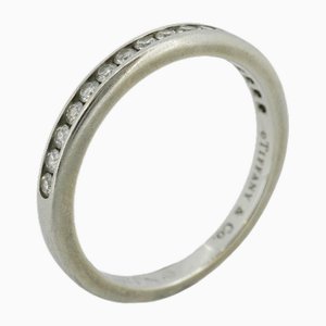 Halber Eternity Ring aus Platin und Diamanten von Tiffany & Co.