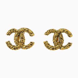 Aretes CC de clip de oro de Chanel. Juego de 2