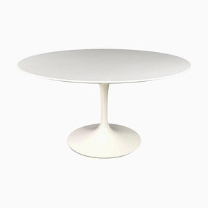 Table de Salle à Manger Blanche Ronde Tulip attribuée à Eero Saarinen pour Knoll, 2007