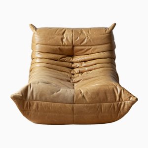 Poltrona Togo in pelle marrone cammello di Michel Ducaroy per Ligne Roset