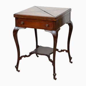 Antique Edwardian Handkerchief Game Table in Mahogany with Maple Inlay, England, 19th Century