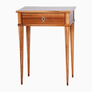 Table d'Appoint Biedermeier en Noyer, 1820s