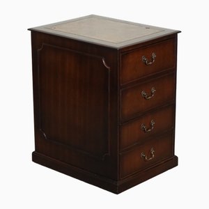 Mueble de llenado vintage de cuero marrón con relieve dorado y caoba