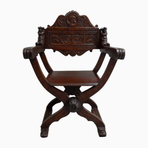 Dagobert Armlehnstuhl aus braunem Holz