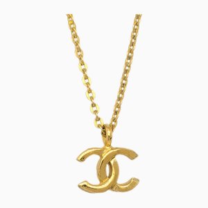 Collar pequeño con colgante de cadena CC en dorado de Chanel