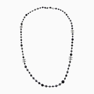 Schwarze Halskette von Chanel