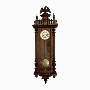 Reloj de pared Vienna victoriano antiguo de nogal tallado, década de 1880