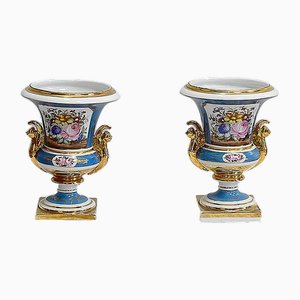 Jarrones Medici de porcelana Sèvres, siglo XIX. Juego de 2