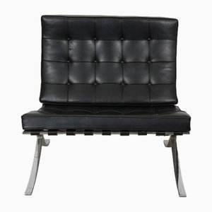 Barcelona Chair in Black Leather by Mies Van Der Rohe, 1990s