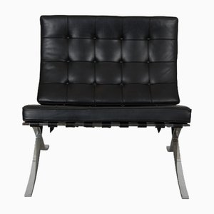 Barcelona Chair in Black Leather by Mies Van Der Rohe, 1990s
