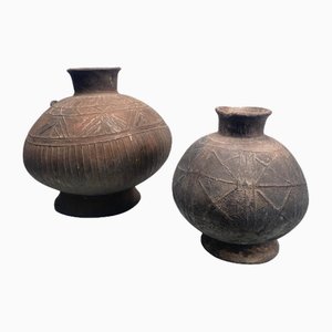 Handgefertigte afrikanische Vasen mit geometrischen Verzierungen, 1960er, 2er Set