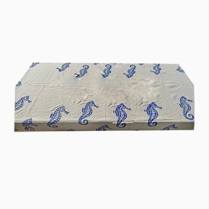 Cavalinho-Marinho - Mantel de lino puro estampado con caballitos de mar azules de estampado irregular
