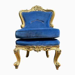 Fauteuil Néo-Baroque en Velours Bleu et Ornementations Dorées