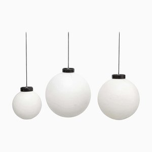 Lampade bianche in plastica attribuite a Miguel Mila per Tramo, anni '70, set di 3