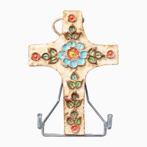 Croce vintage in ceramica con motivo floreale di La Roue, Francia, anni '60