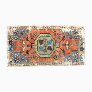 Handgemachter kleiner türkischer Vintage Teppich, 1960er