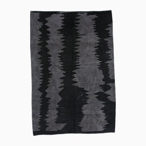 Handgefertigter Teppich aus Hanf in Grau & Schwarz