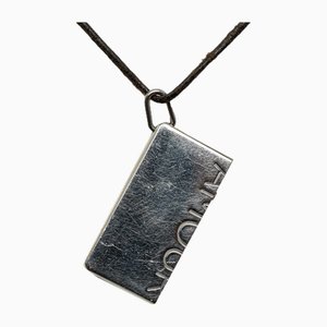 Symbole Halbe Halskette mit Amour-Anhänger von Hermès