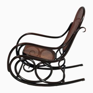 Sedia a dondolo Art Nouveau in faggio e tessuto di Jacob & Josef Kohn, anni '10