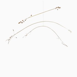 Sculpture Suspendue Dactyle par Studio Sol Leccia