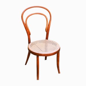 Silla infantil Bistro de caña de JJ Kohn, década de 1900