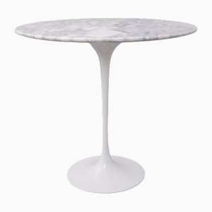 Mesa auxiliar Tulip de Eero Saarinen para Knoll Inc, años 70