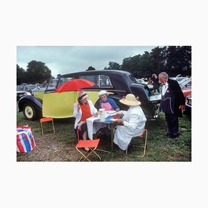 Homer Sykes, Royal Ascot Car Park Picnic England, 1985, Impresión de edición limitada