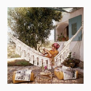 Slim Aarons, Bettina Graziani, Impression photographique estampillée Estate, 1964 / 2020
