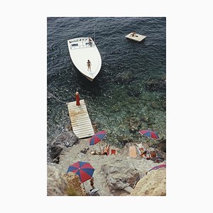 Slim Aarons, Coming Ashore, Impression photographique estampillée Estate, 1973 / 2020