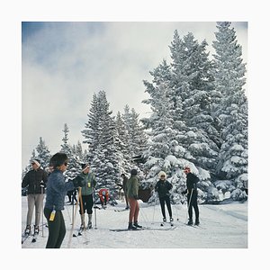 Lámina fotográfica Slim Aarons, Skiing in Vail, Estate, 1964/2020