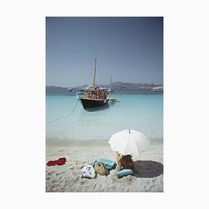 Lámina fotográfica Slim Aarons, Waiting in the Shade, 1967/2020