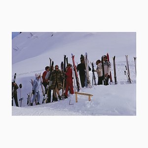 Slim Aarons, Esquiadores en Gstaad, Impresión fotográfica Estate, 1969/2020