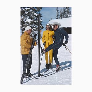 Slim Aarons, Vail Skiers, Estate Stamped Photographic Print, 1964 / 2020s