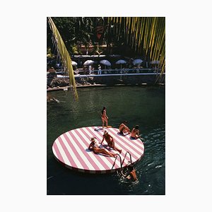 Slim Aarons, La Concha Beach Club, Estate Stamped Photographic Print, 1975 / 2020s