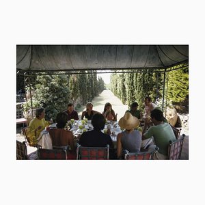 Slim Aarons, Lunch with Lili, Lámina fotográfica estampada Estate, 1973/2020