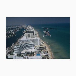Slim Aarons, Aerial Miami Beach, Impression photographique estampillée Estate, 1972 / 2020