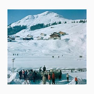 Slim Aarons, Ice Bar in Lech, Impression Photographique Estampillée Estate, 1960 / 2020