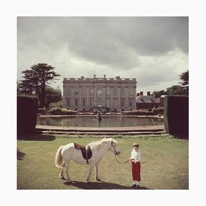 Lámina fotográfica Slim Aarons, Lord of All I Survey, Estate, 1957/2020
