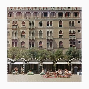 Slim Aarons, Hotel Excelsior, Impression photographique estampillée Estate, 1957 / 2020