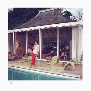 Lámina fotográfica Slim Aarons, Family Snapper, Estate, 1959/2020