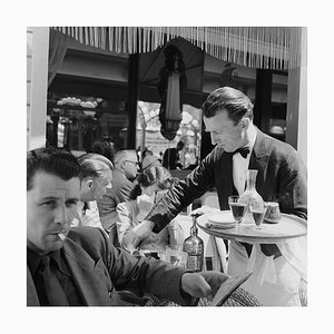 Bert Hardy, Cafe Culture par Bert Hardy, 1951, Tirage Gélatino-Argenté en Édition Limitée