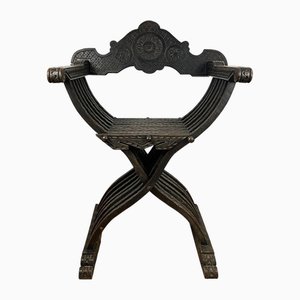 Florentine Savonarola Stuhl aus geschnitztem Holz Klappstuhl
