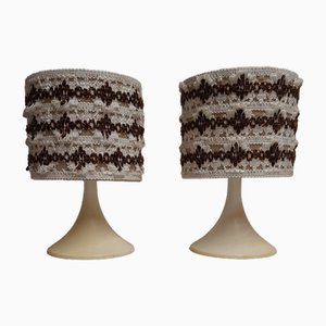 Lámparas de mesita de noche vintage con bases de plástico blanco crema Lamplove, años 70. Juego de 2